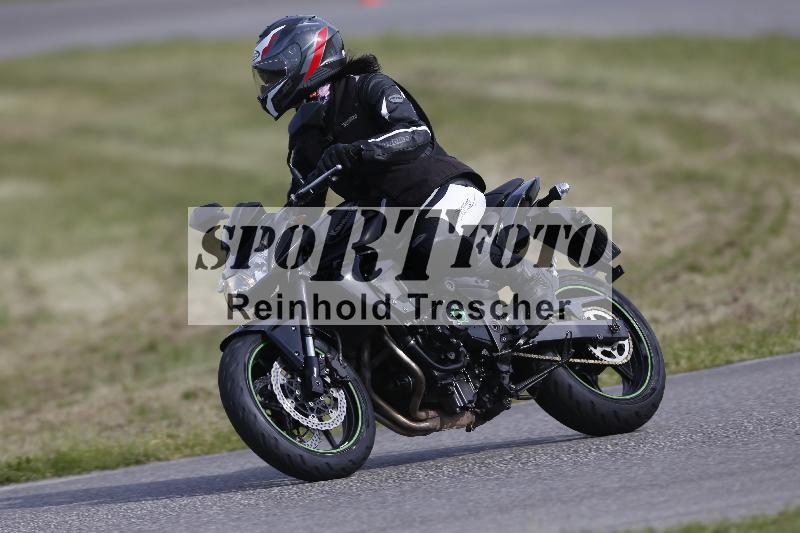 /Archiv-2024/17 01.05.2024 Speer Racing ADR/Schnuppertraining